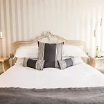 The Royal 3* Kirkby Lonsdale