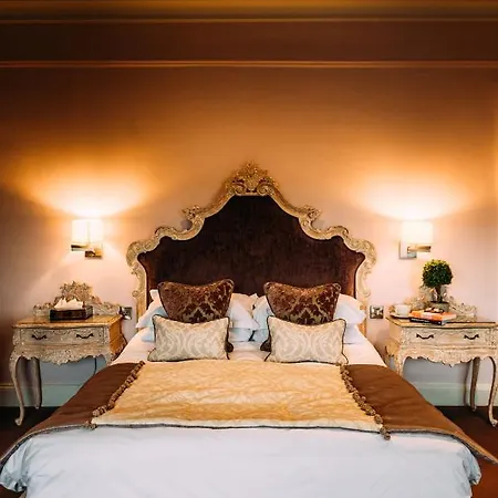 The Royal Hotel Kirkby Lonsdale