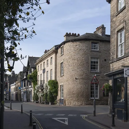 The Royal 3* Kirkby Lonsdale