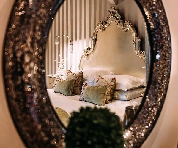 The Royal Hotel Kirkby Lonsdale