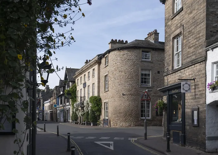 The Royal 3* Kirkby Lonsdale